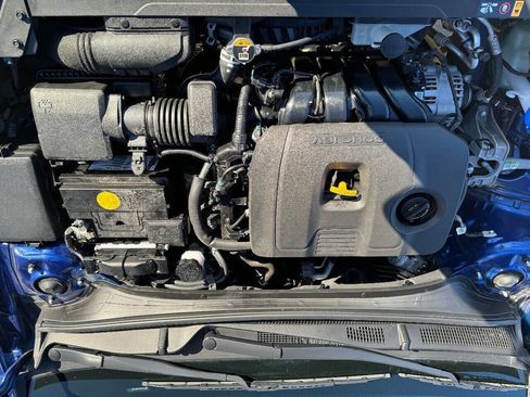 Used 2022 Kia Forte LXS image 25