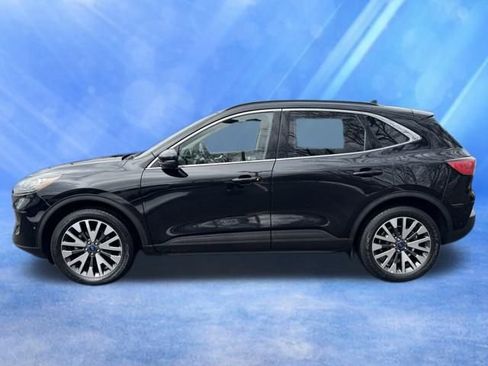 Used 2020 Ford Escape Titanium image 6