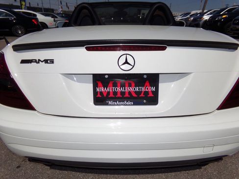 Used 2011 Mercedes-Benz SLK 300 image 28