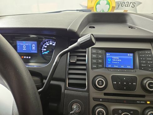 Used 2017 Ford Taurus Police Interceptor AWD image 23