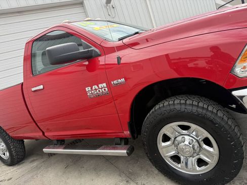 Used 2018 RAM 2500 SLT w/ Snow Chief Group AWD/4WD image 11