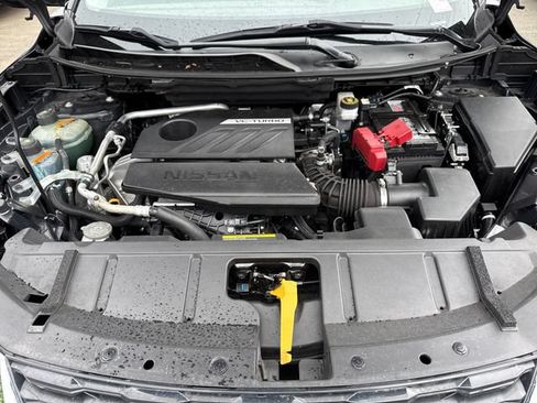 Used 2022 Nissan Rogue SV AWD/4WD image 27