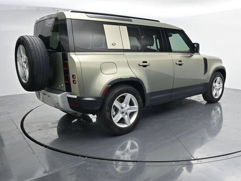 Used 2021 Land Rover Defender 110 SE AWD/4WD image 8