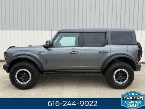 Used 2022 Ford Bronco Outer Banks w/ Sasquatch Package AWD/4WD image 11