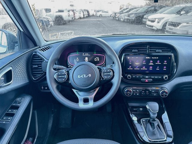 Certified 2024 Kia Soul S FWD image 21