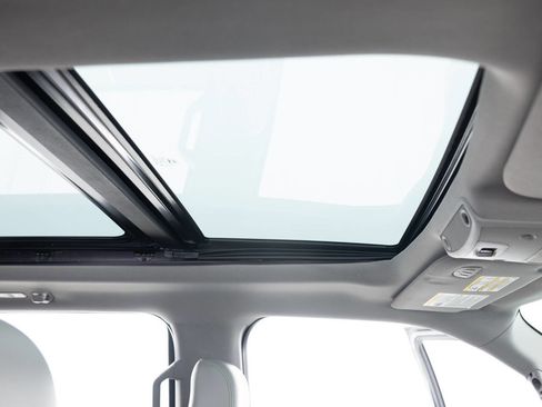 Used 2016 Ford F150 Lariat image 36