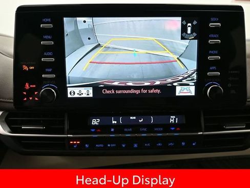 Certified 2023 Toyota Sienna Platinum image 7