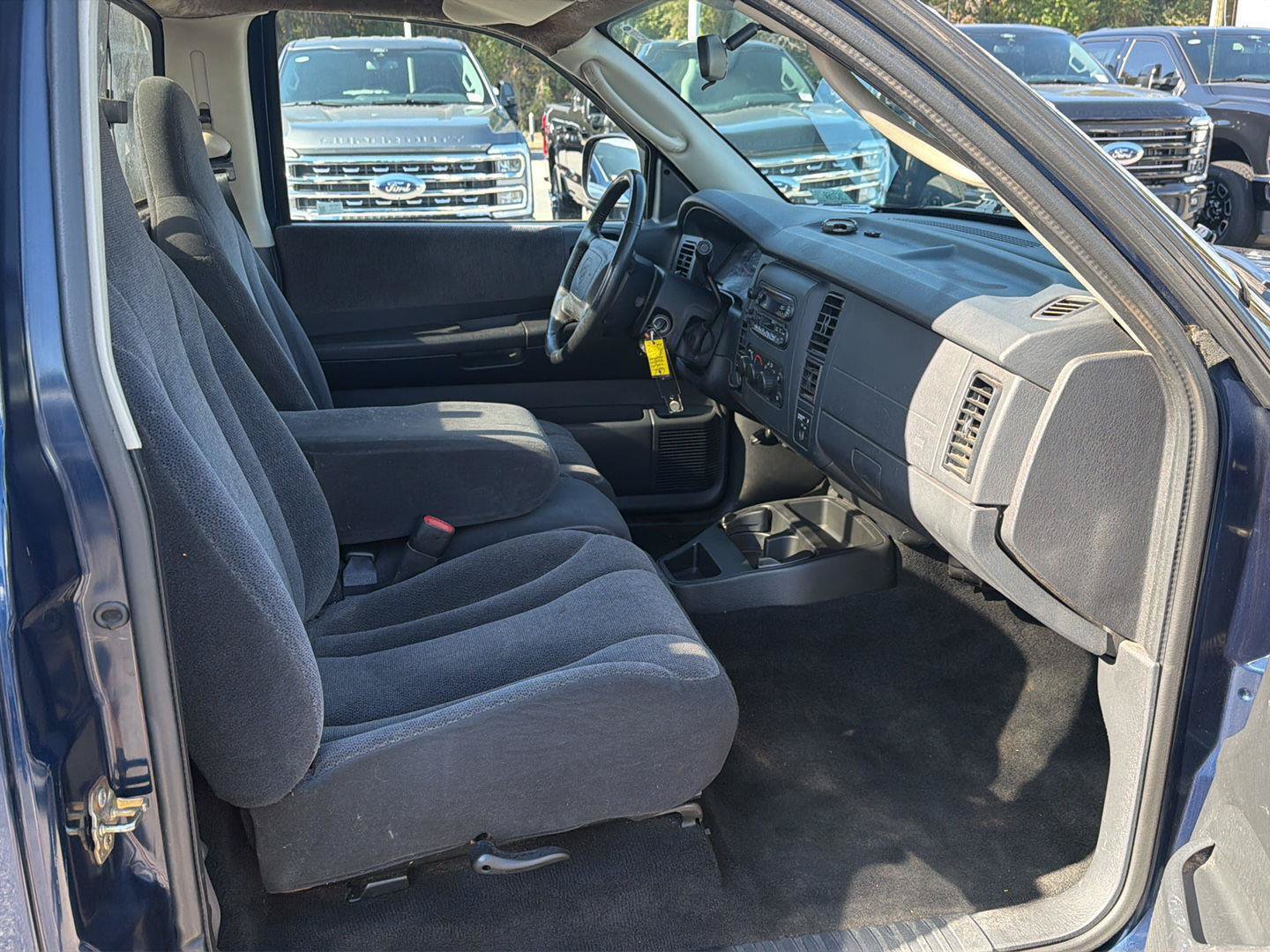 Used 2004 Dodge Dakota Sport w/ PWR Convenience Group AWD/4WD image 11