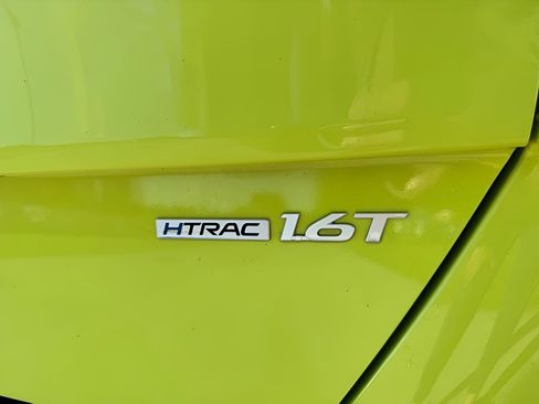 Certified 2024 Hyundai Kona Limited AWD/4WD image 9