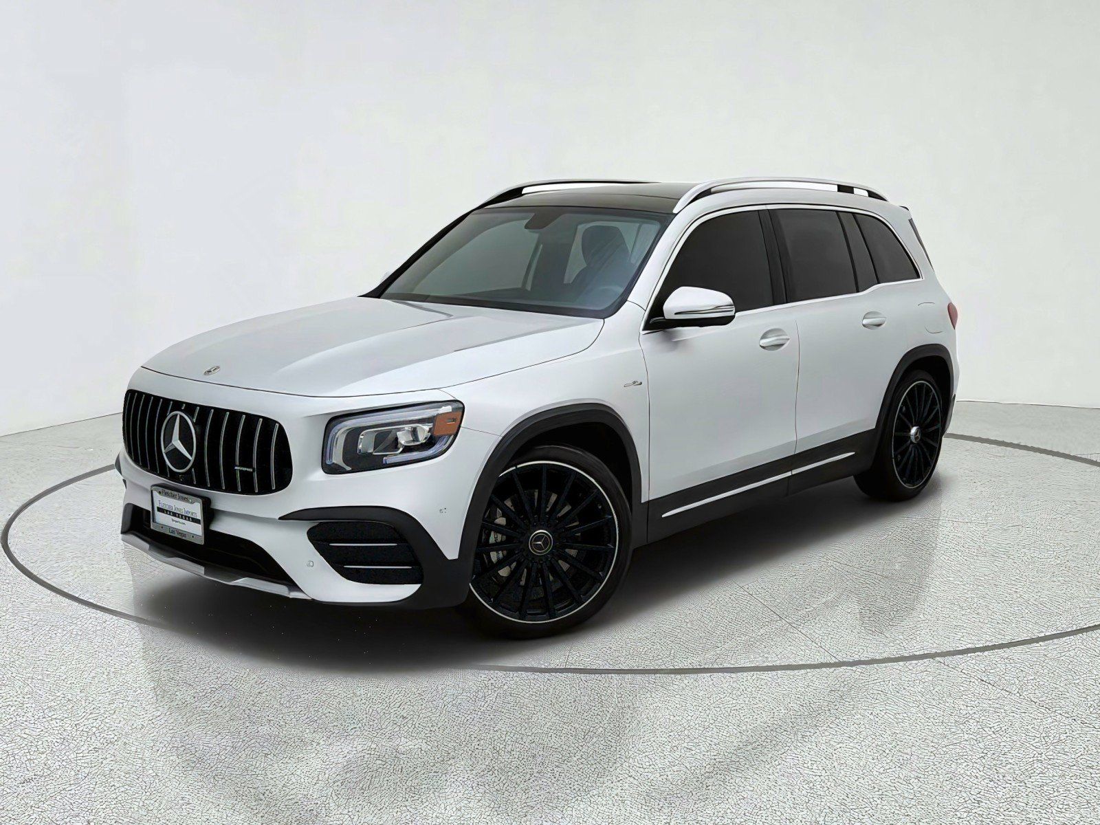 Used 2023 Mercedes-Benz GLB 35 AMG 4MATIC image 1