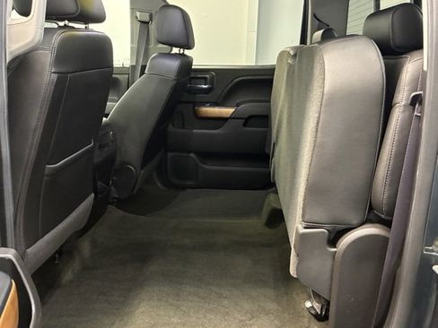 Used 2017 Chevrolet Silverado 2500 LTZ image 35