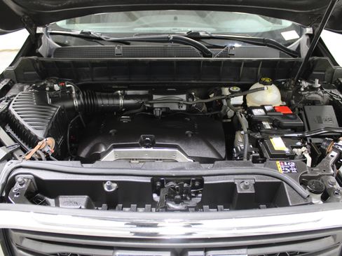 Used 2018 GMC Acadia SLE image 43