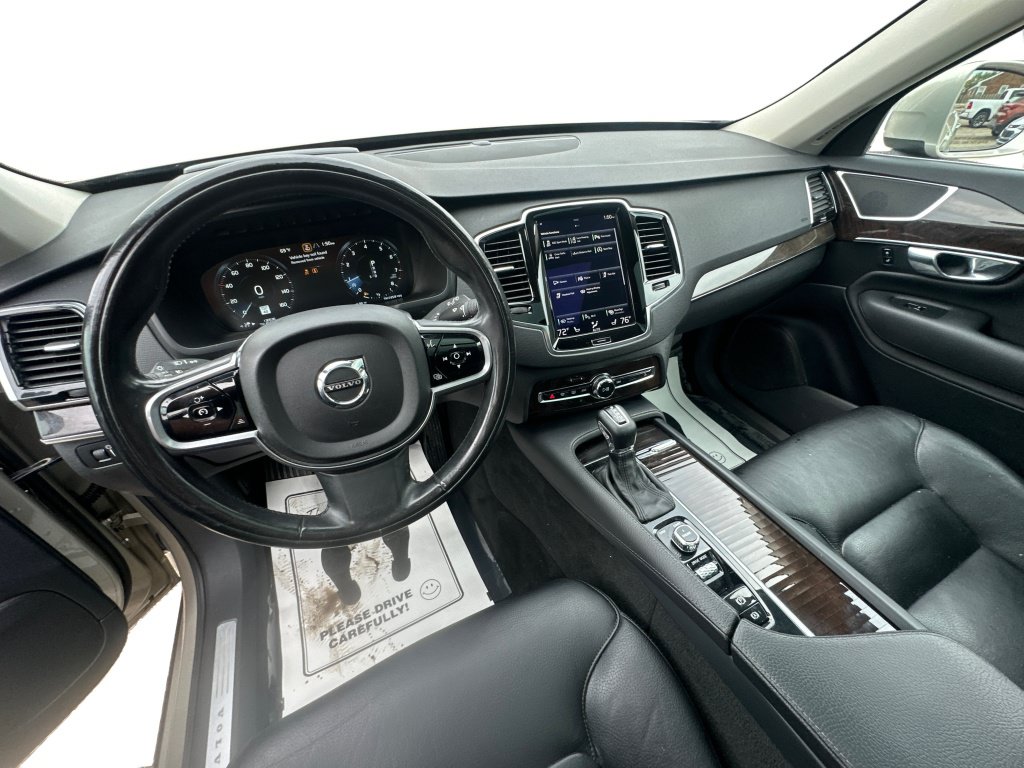 Used 2017 Volvo XC90 T6 Momentum w/ Vision Package AWD/4WD image 31