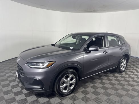 Certified 2025 Honda HR-V LX image 8