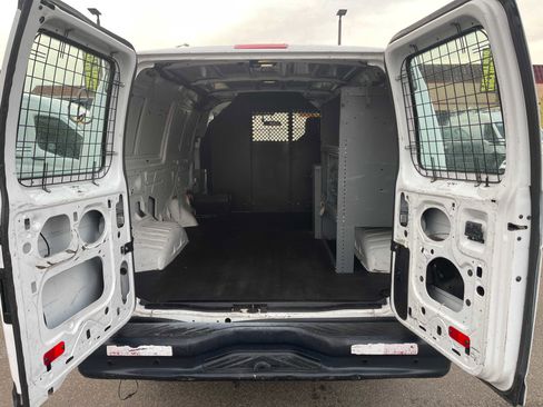 Used 2013 Ford E-150 and Econoline 150 image 9