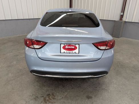 Used 2015 Chrysler 200 Limited w/ Convenience Group FWD image 13
