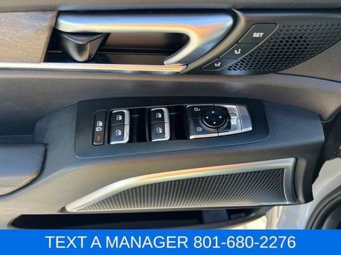 Used 2022 Kia Telluride SX w/ SX Prestige Package AWD/4WD image 18