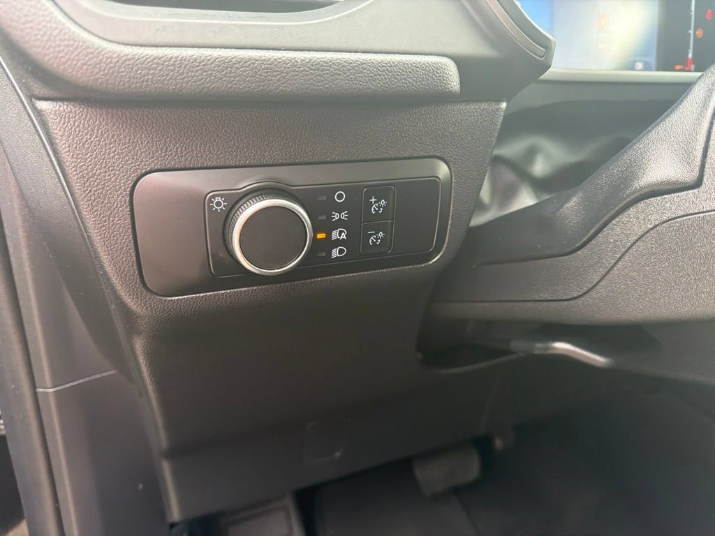 Used 2025 Ford Escape Active FWD image 23