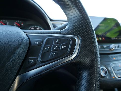 Used 2024 Chevrolet Malibu LT image 24