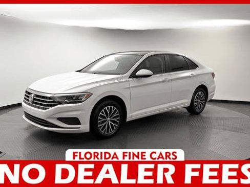 Used 2020 Volkswagen Jetta SE w/ SE Cold Weather Package FWD image 1