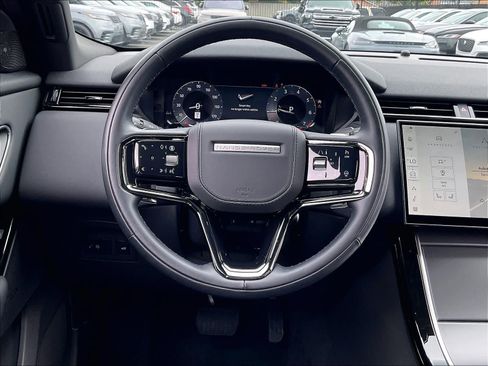 Used 2026 Land Rover Range Rover Velar S AWD/4WD image 8