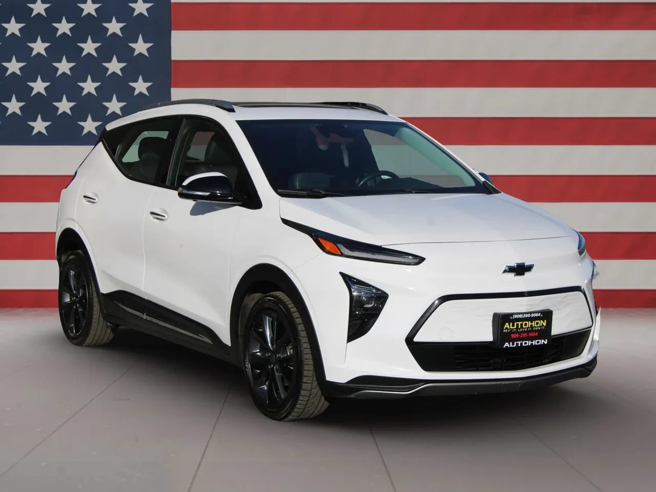 Used 2022 Chevrolet Bolt EUV Premier w/ Launch Edition FWD image 3