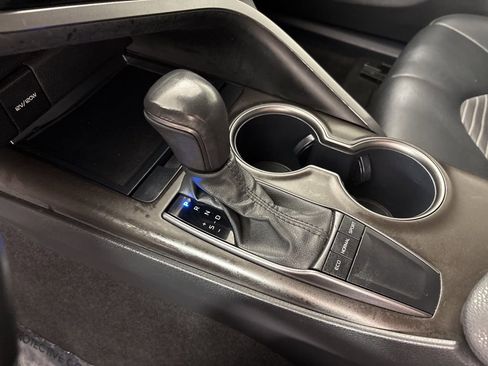 Used 2023 Toyota Camry SE image 33