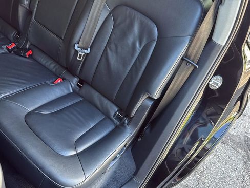 Used 2015 Audi Q7 3.0T Premium w/ Technology Package image 24