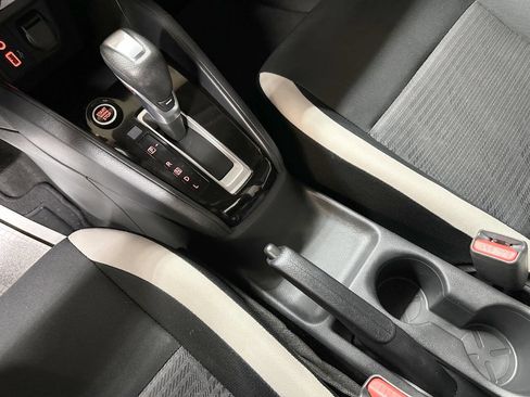 Used 2021 Nissan Versa SV image 18