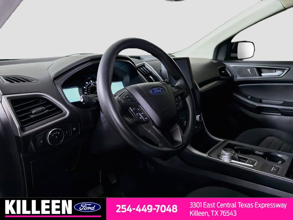 Used 2022 Ford Edge SE w/ Black Appearance Package AWD/4WD image 11