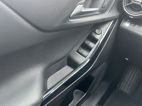 Used 2025 Chevrolet Equinox LT image 18