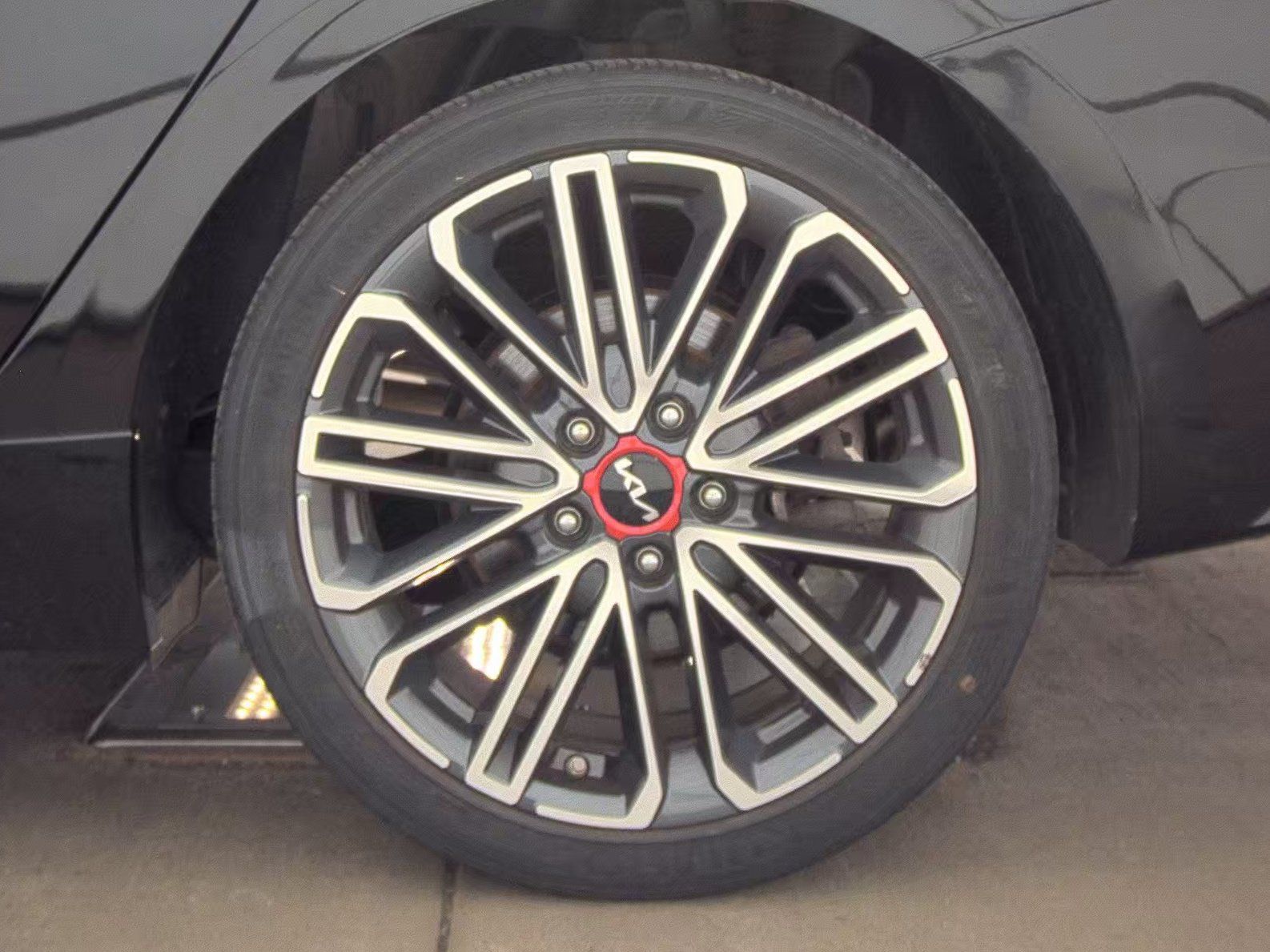 Used 2023 Kia Forte GT FWD image 19
