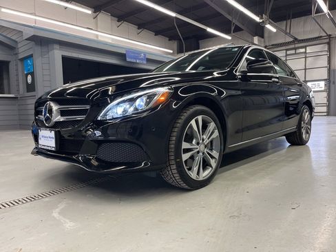Used 2017 Mercedes-Benz C 300 4MATIC Sedan image 3