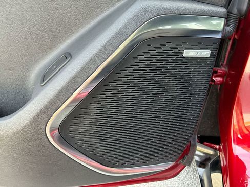 Used 2025 Chevrolet Traverse High Country w/ LPO, Floor Liner Package FWD image 24