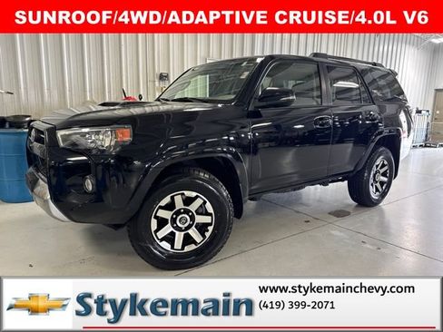 Used 2020 Toyota 4Runner TRD Off-Road Premium w/ Moonroof Package AWD/4WD image 1