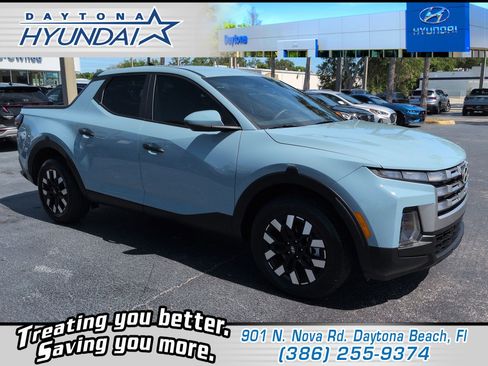 Certified 2025 Hyundai Santa Cruz SE FWD image 1