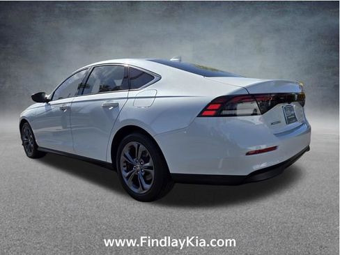 Used 2023 Honda Accord EX image 8