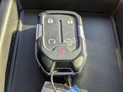 Used 2022 Chevrolet Silverado 3500 LT w/ Convenience Package image 32