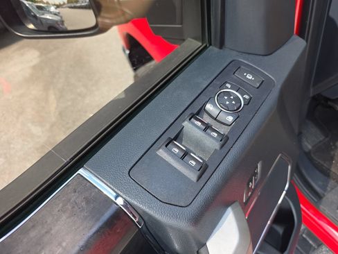 Used 2022 Ford F350 Lariat w/ Lariat Ultimate Package AWD/4WD image 19