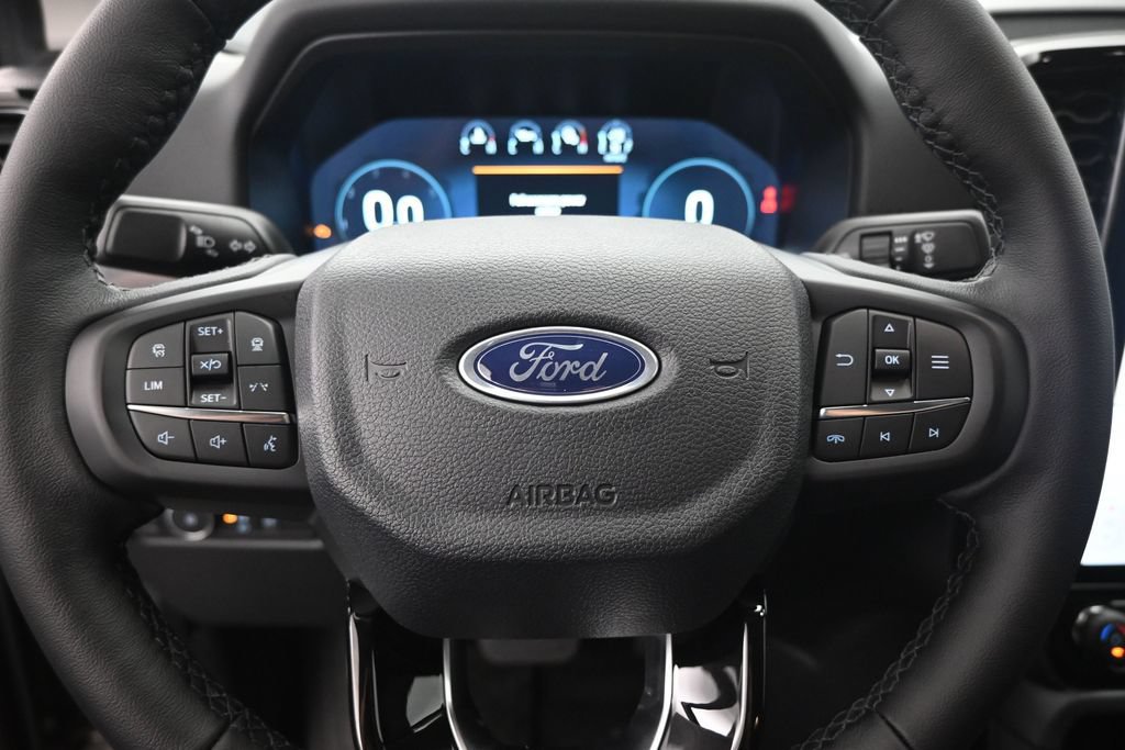 New 2026 Ford Ranger Lariat w/ FX4 Off-Road Package AWD/4WD image 11