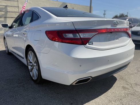 Used 2016 Hyundai Azera Limited image 2