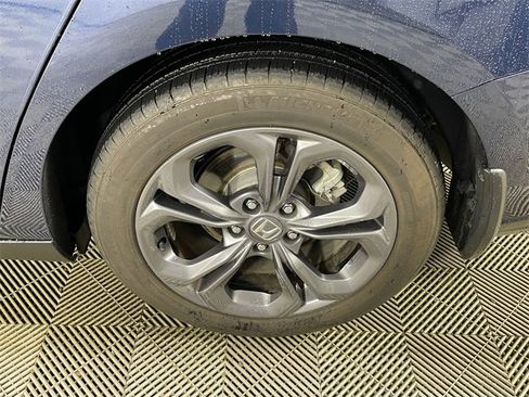 Certified 2024 Honda Accord EX image 15