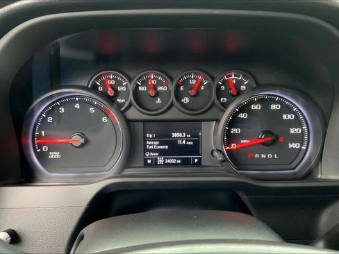 Used 2024 Chevrolet Silverado 2500 Custom w/ Custom Convenience Package image 26