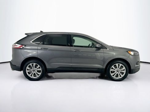 Used 2024 Ford Edge Titanium AWD/4WD image 4