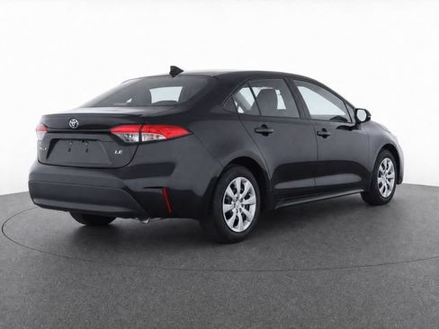 Used 2024 Toyota Corolla LE FWD image 4