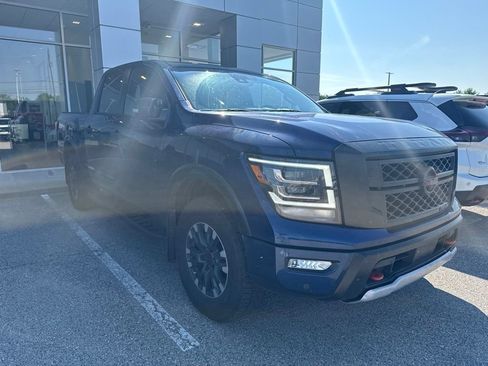 Used 2024 Nissan Titan PRO-4X w/ Pro-4x Convenience Package AWD/4WD image 2
