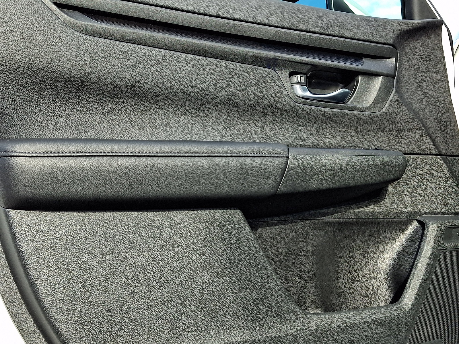 Used 2026 Honda CR-V LX image 13