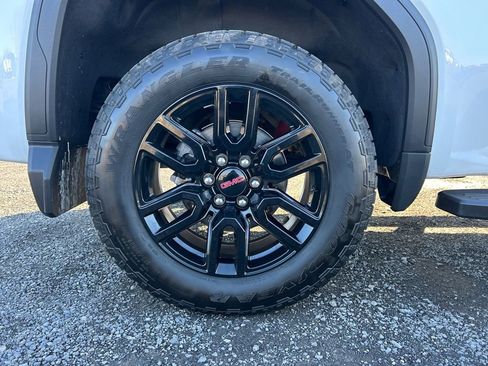 Used 2025 GMC Sierra 1500 Elevation w/ Elevation Premium Package image 20