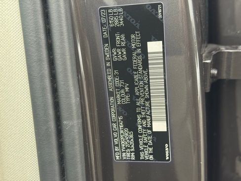 Used 2024 Volvo XC90 B6 Plus w/ Protection Package Premier image 27