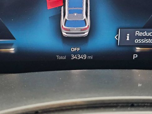 Used 2025 BMW X7 xDrive40i AWD/4WD image 26